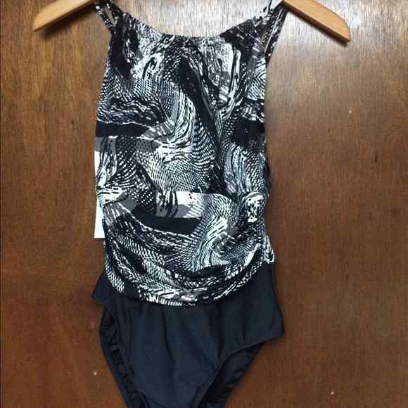 Swim Solutions Textured-Look‎ Print Bathing Suit Size 12 NWT $129 - Picture 3 of 7